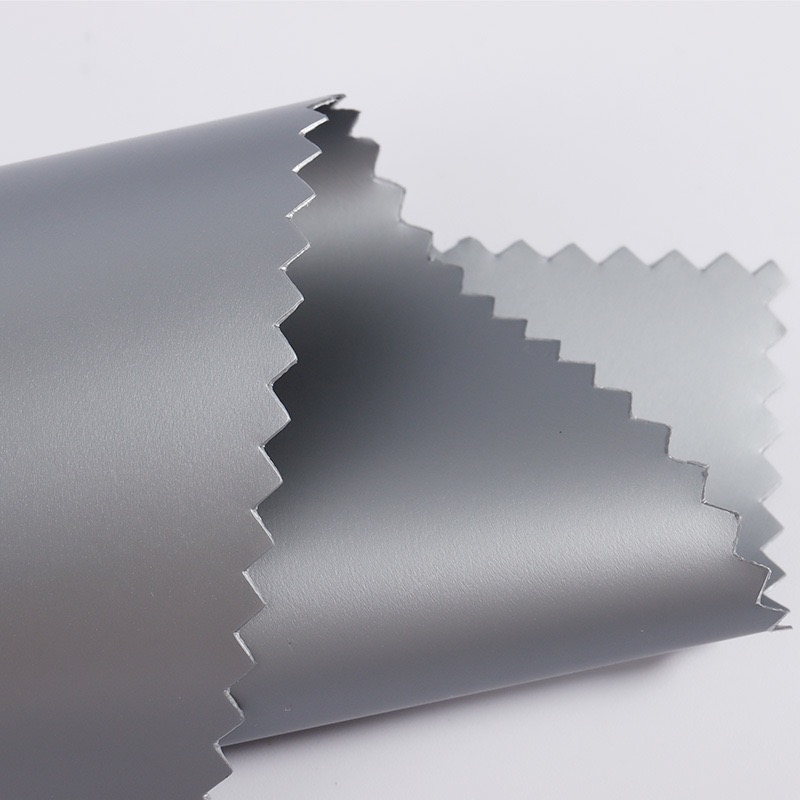 هل فيلم PEVA صديق للبيئة؟